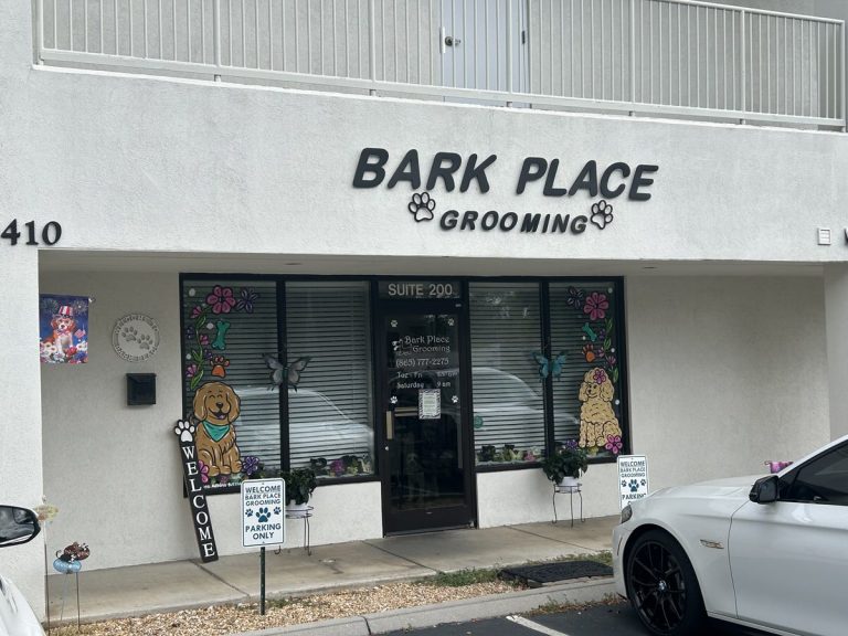 bark place grooming findit 768x576