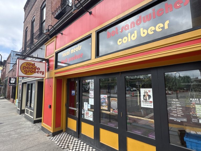 red panda grocery findit 768x576